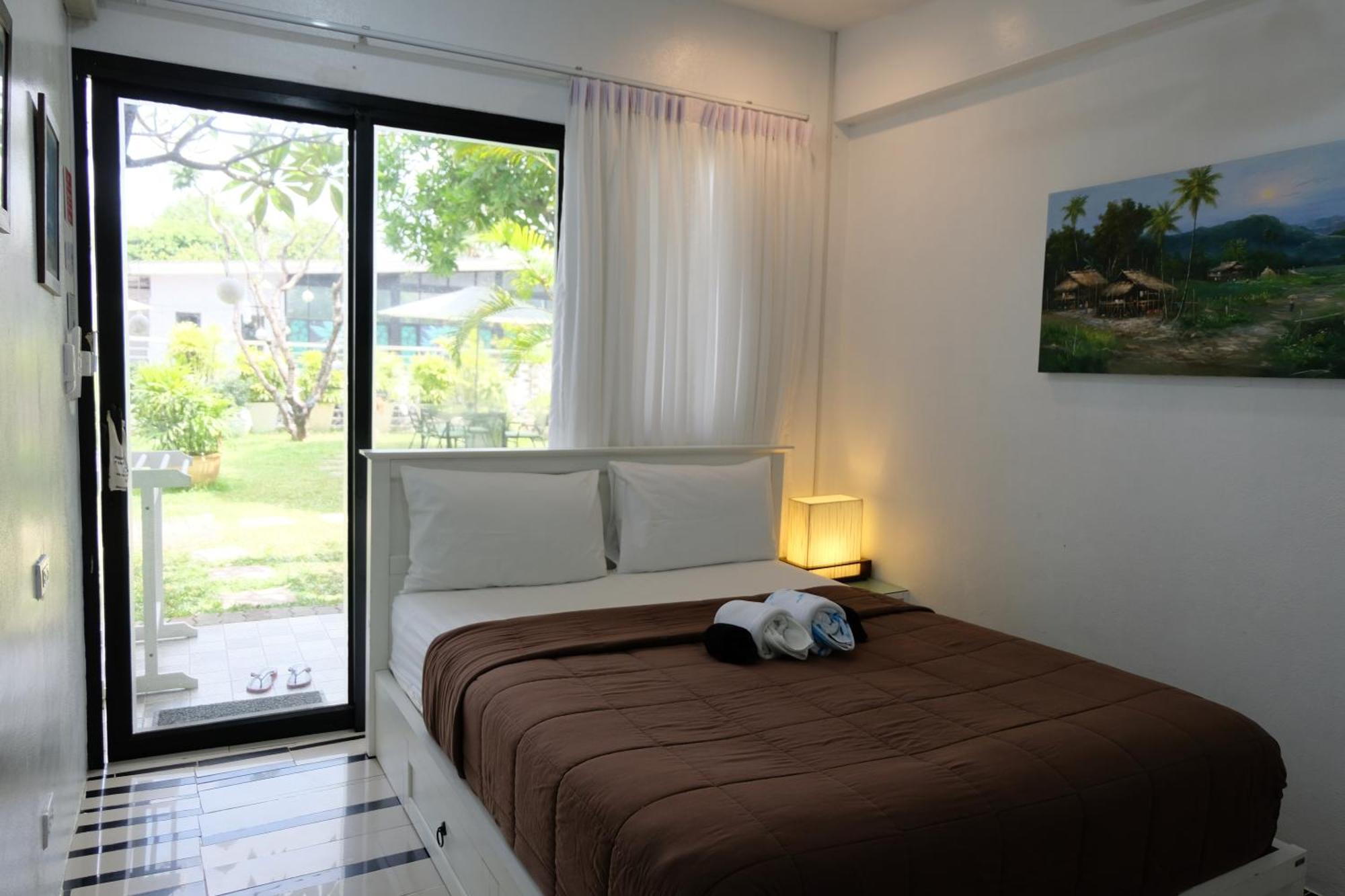 Baan Poon Garden Hotel Bãi biển Chaweng Ngoại thất bức ảnh