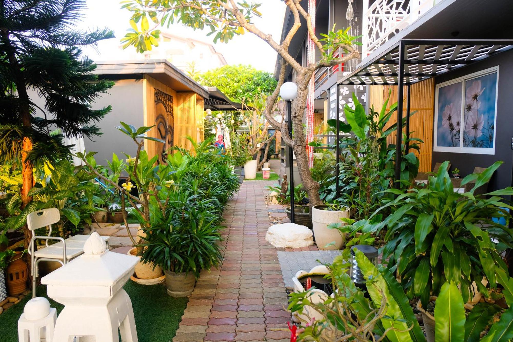 Baan Poon Garden Hotel Bãi biển Chaweng Ngoại thất bức ảnh